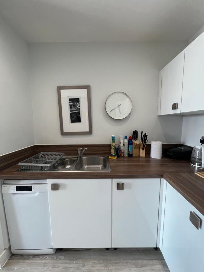 Cityscape Serenity: 10Th Floor Oasis Near City Airport, Excel & 02 Apartment ลอนดอน ภายนอก รูปภาพ